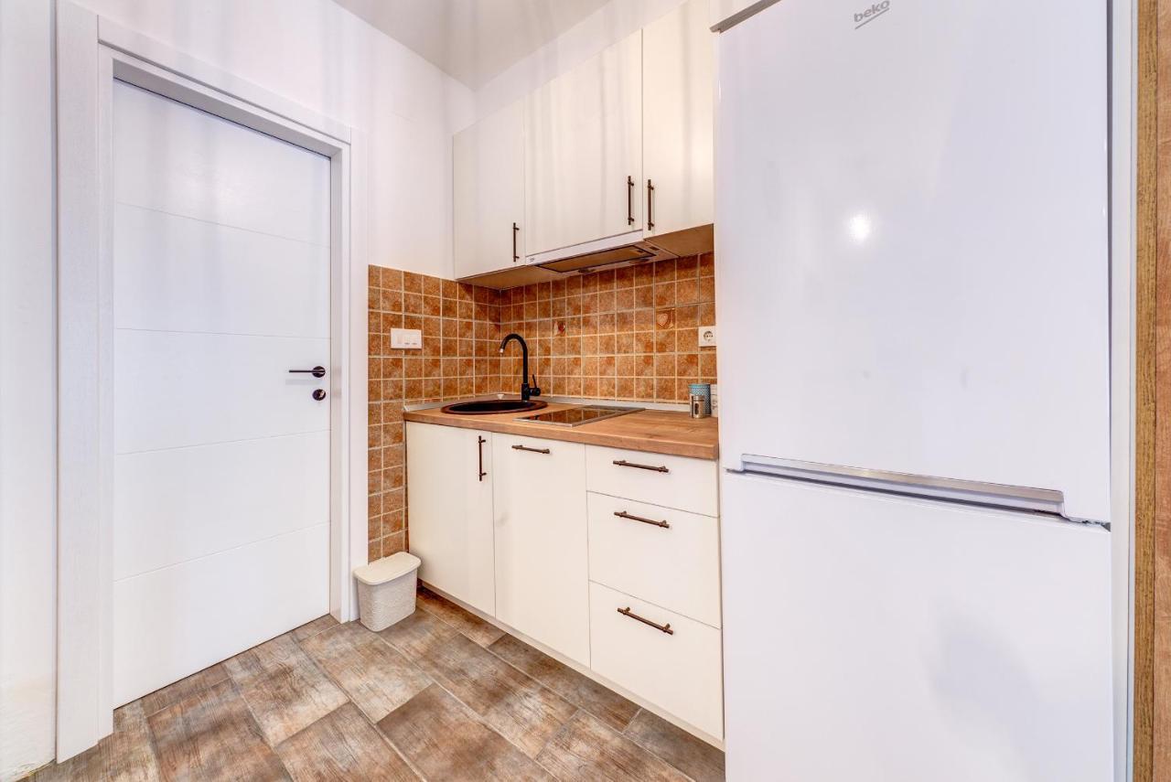 Happy Home Apartments Kotor Exterior photo