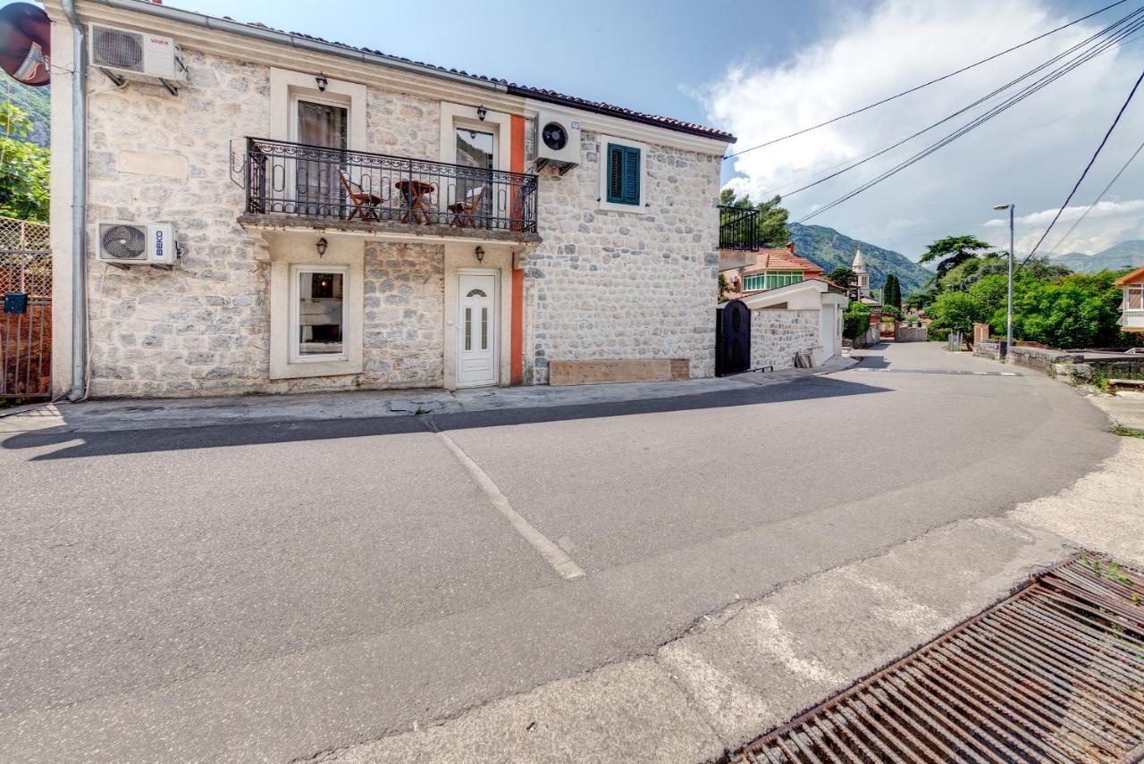 Happy Home Apartments Kotor Exterior photo